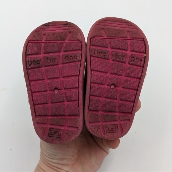 Toms Colorful Paisley Slip On Shoes 4T - Picture 4 of 5